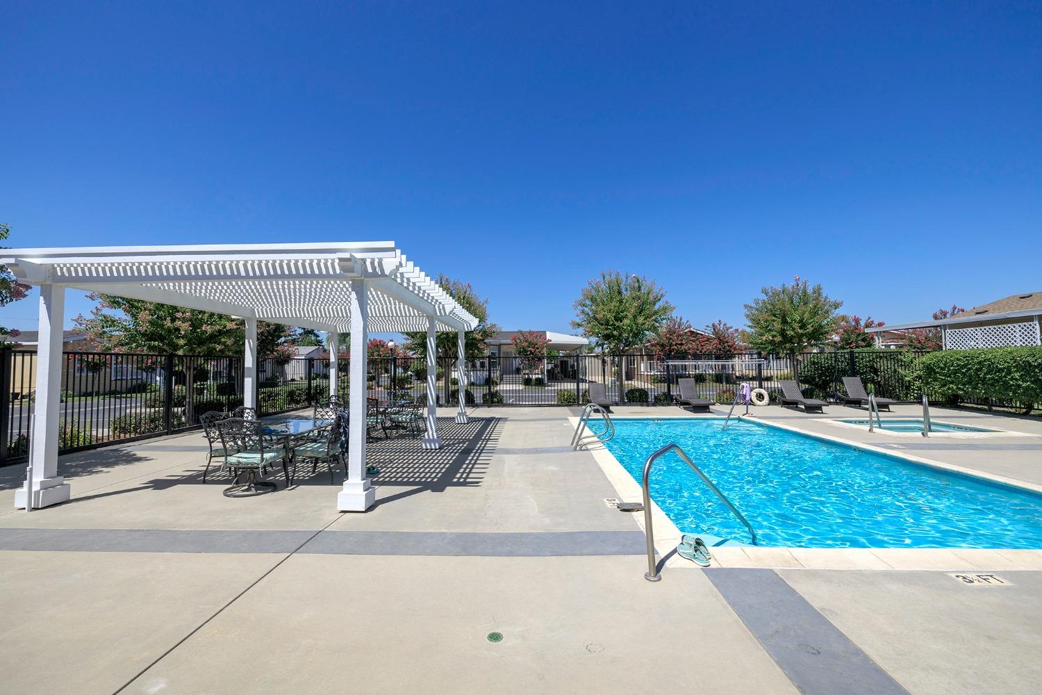 Detail Gallery Image 54 of 58 For 1581 Duke Dr #55,  Livingston,  CA 95334 - 2 Beds | 2 Baths