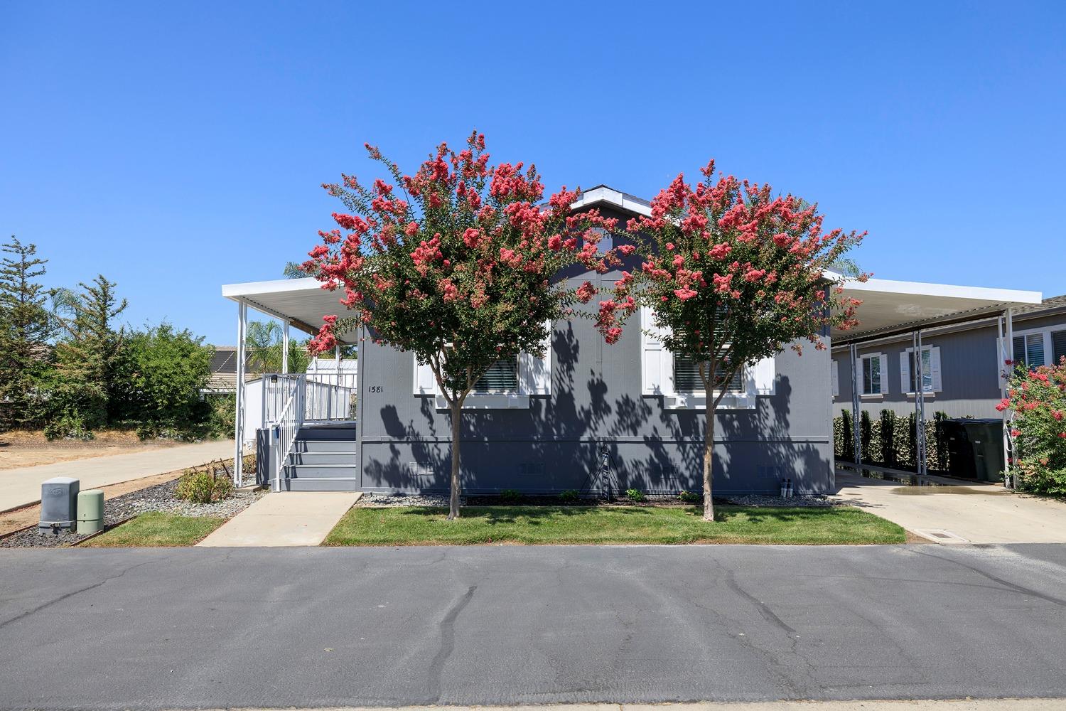 Detail Gallery Image 1 of 58 For 1581 Duke Dr #55,  Livingston,  CA 95334 - 2 Beds | 2 Baths