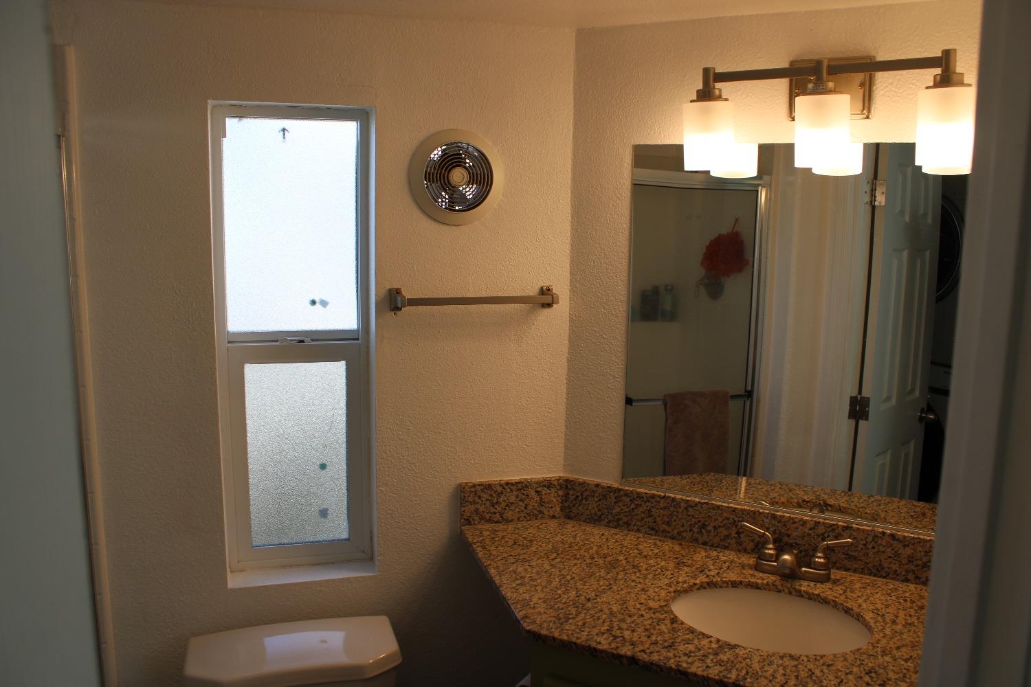 Detail Gallery Image 14 of 36 For 3330 Auburn Blvd 7, Sacramento,  CA 95821 - 1 Beds | 1 Baths