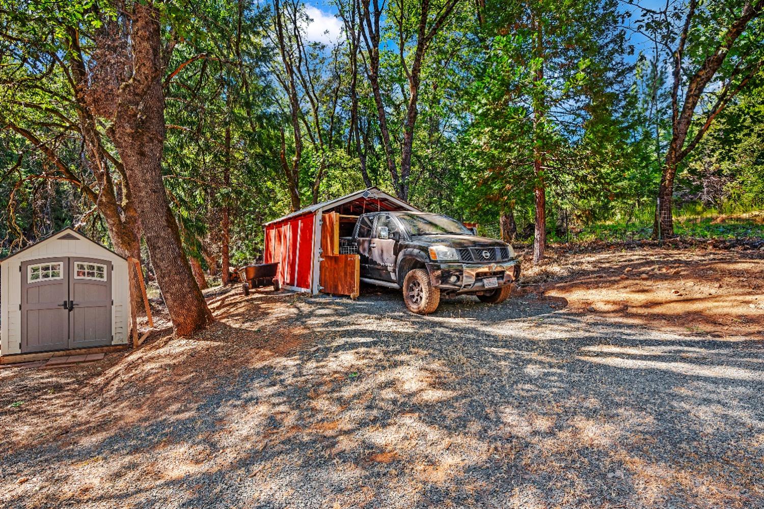 Brooks Road, Grass Valley, California image 41