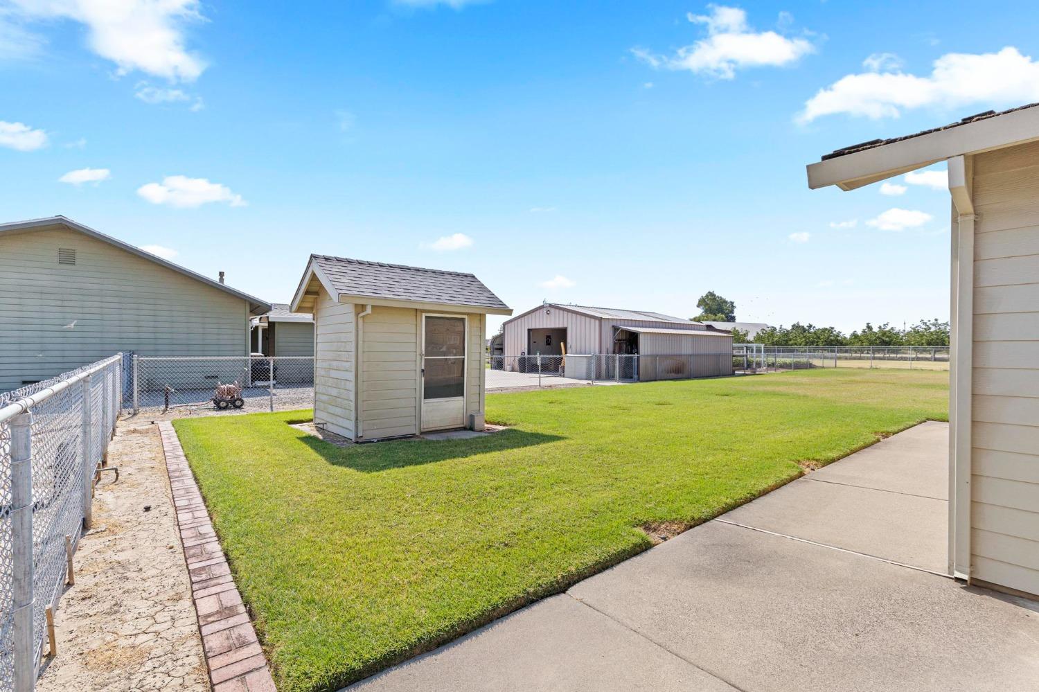 Detail Gallery Image 5 of 69 For 321 Walnut Tree Dr, Colusa,  CA 95932 - 4 Beds | 3/1 Baths