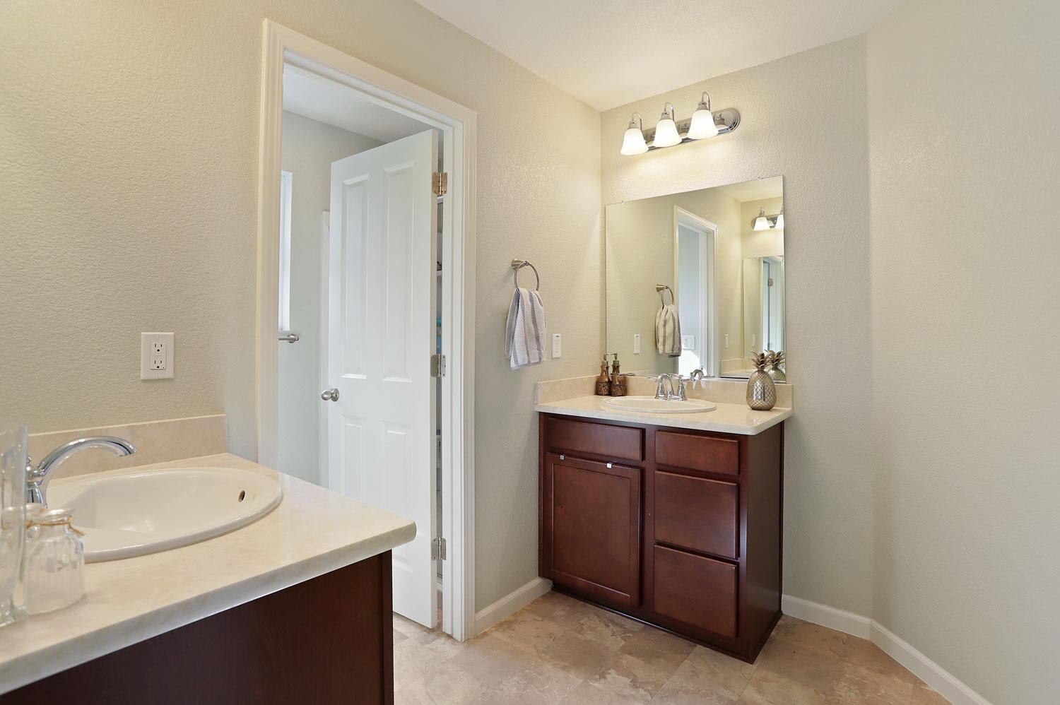 Detail Gallery Image 19 of 28 For 4516 Parkvale Ct, Stockton,  CA 95210 - 3 Beds | 2/1 Baths