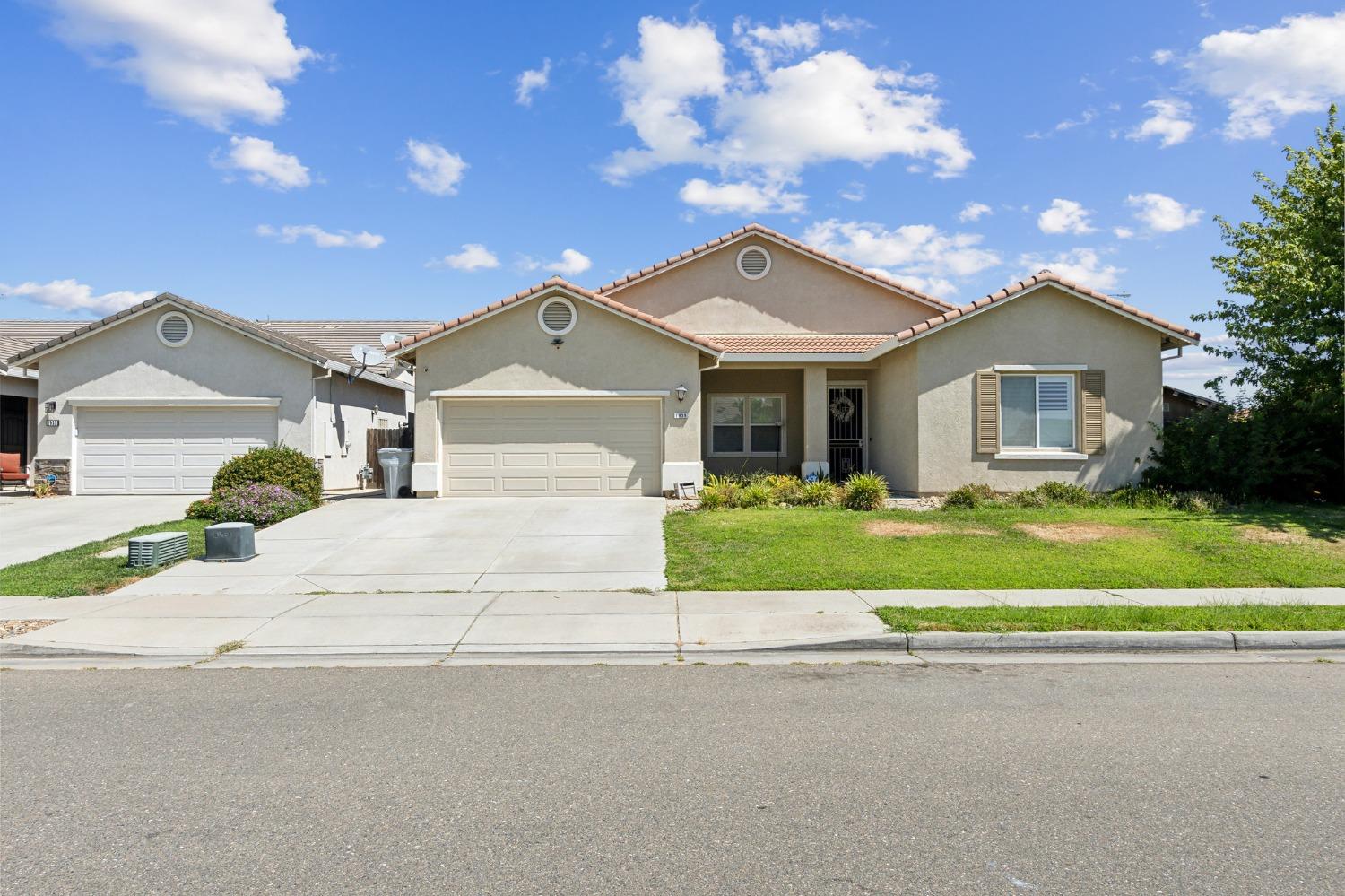 Detail Gallery Image 2 of 60 For 1939 Bridlewood Dr, Atwater,  CA 95301 - 4 Beds | 3 Baths