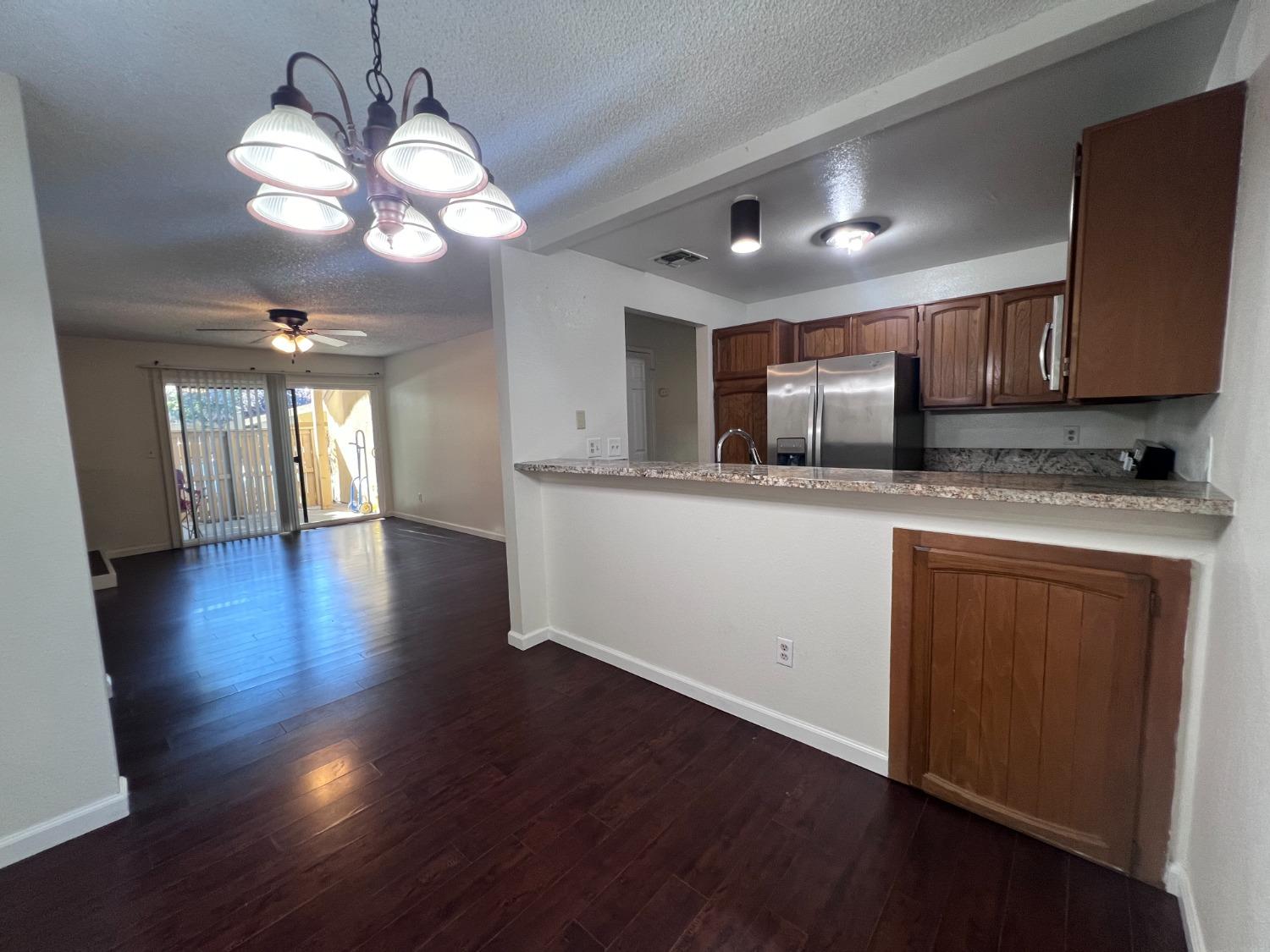 Detail Gallery Image 9 of 27 For 3400 Sullivan Ct #179,  Modesto,  CA 95356 - 2 Beds | 2 Baths