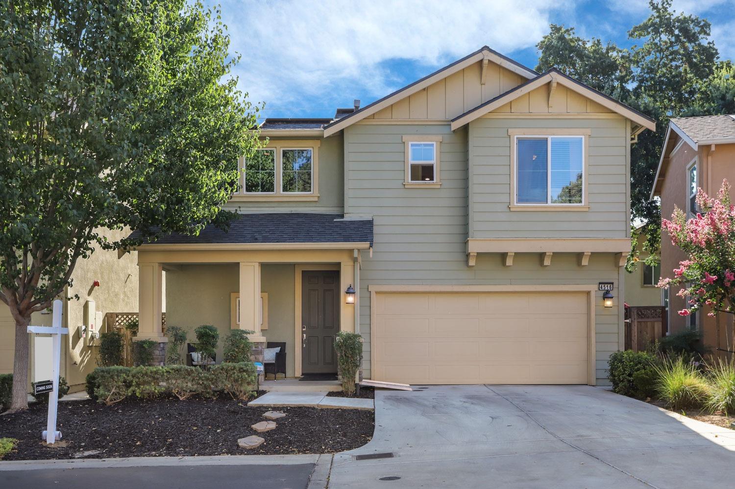 Detail Gallery Image 1 of 28 For 4516 Parkvale Ct, Stockton,  CA 95210 - 3 Beds | 2/1 Baths