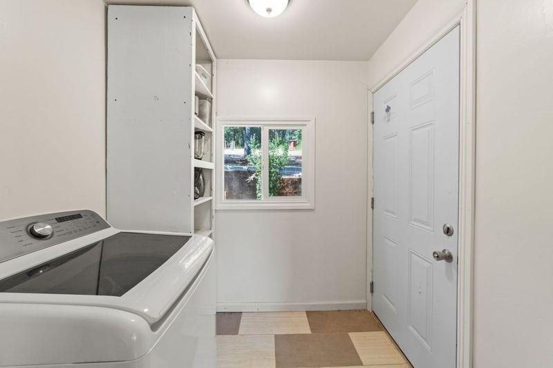 Wilson Road, Grass Valley, California image 32