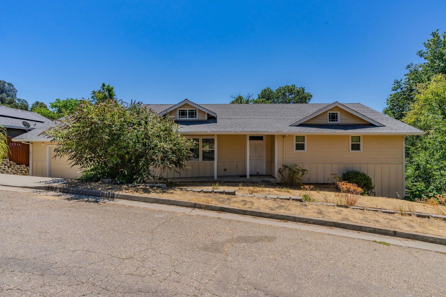 Detail Gallery Image 1 of 1 For 102 Gordon Pl, Jackson,  CA 95642 - 2 Beds | 2 Baths