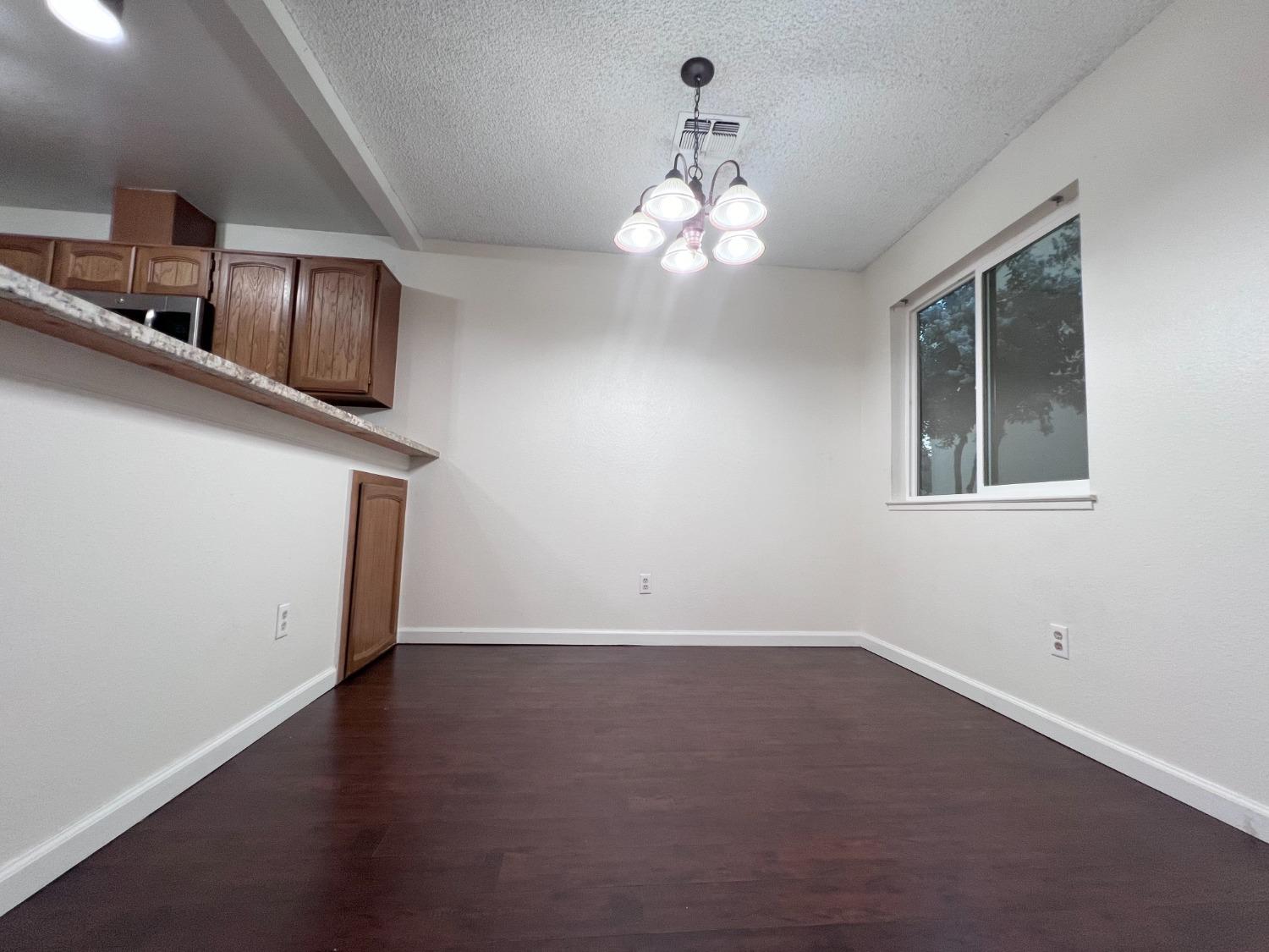 Detail Gallery Image 10 of 27 For 3400 Sullivan Ct #179,  Modesto,  CA 95356 - 2 Beds | 2 Baths