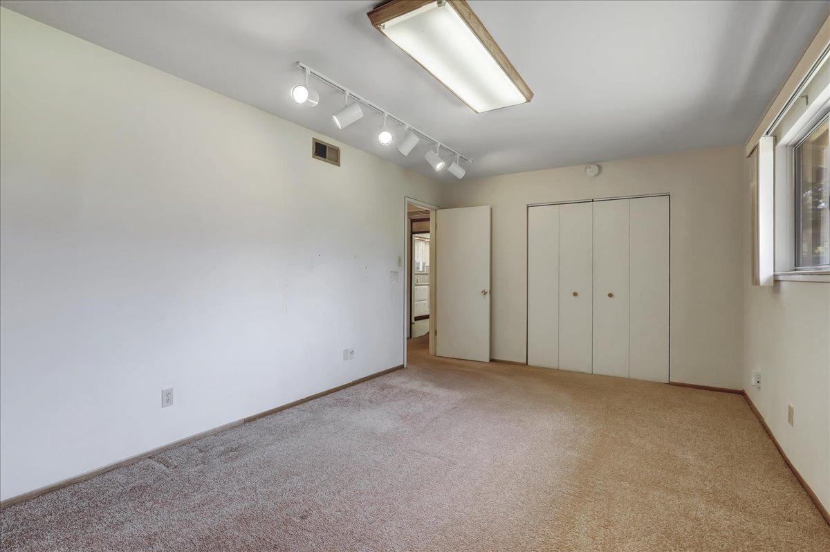 Riverview Drive, Auburn, California image 30