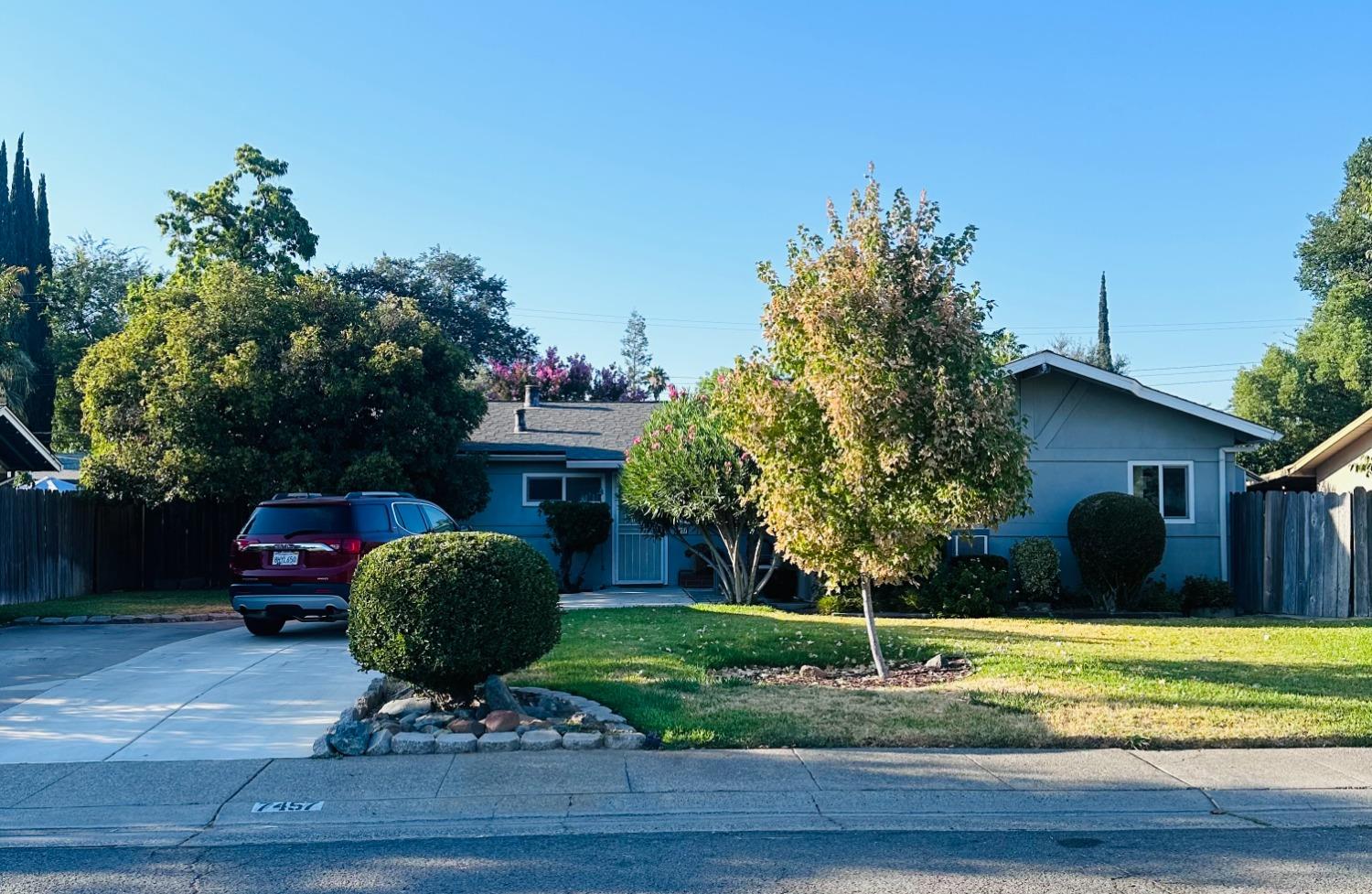 Detail Gallery Image 1 of 1 For 7457 Grand Oaks Blvd, Citrus Heights,  CA 95621 - 3 Beds | 2 Baths