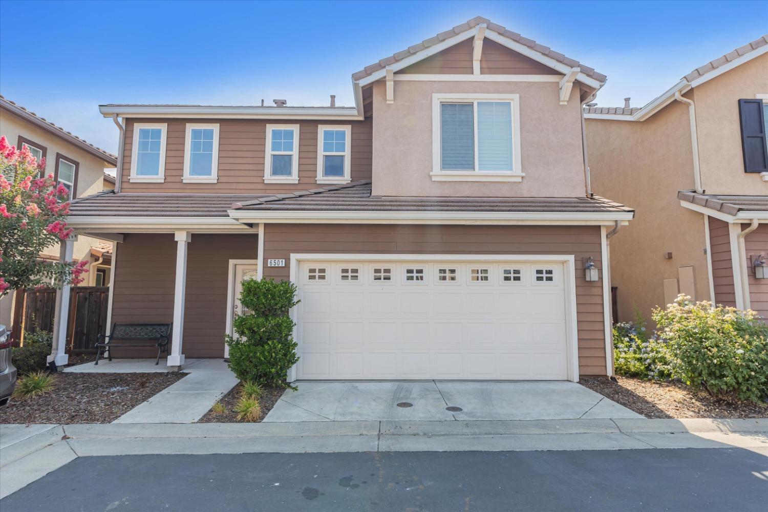 Detail Gallery Image 1 of 1 For 6501 Brando Loop, Fair Oaks,  CA 95628 - 3 Beds | 2/1 Baths