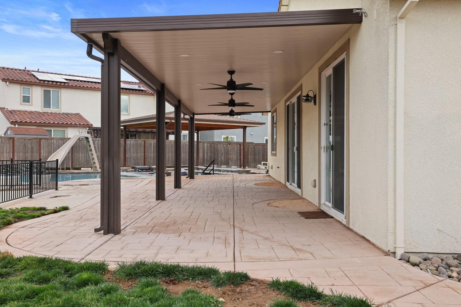 Detail Gallery Image 36 of 48 For 2061 Gunner Pl, Manteca,  CA 95337 - 4 Beds | 3/1 Baths