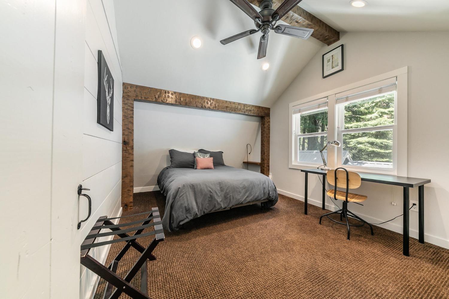 Detail Gallery Image 16 of 43 For 1700 Willow Ave, Tahoe City,  CA 96145 - 2 Beds | 2 Baths