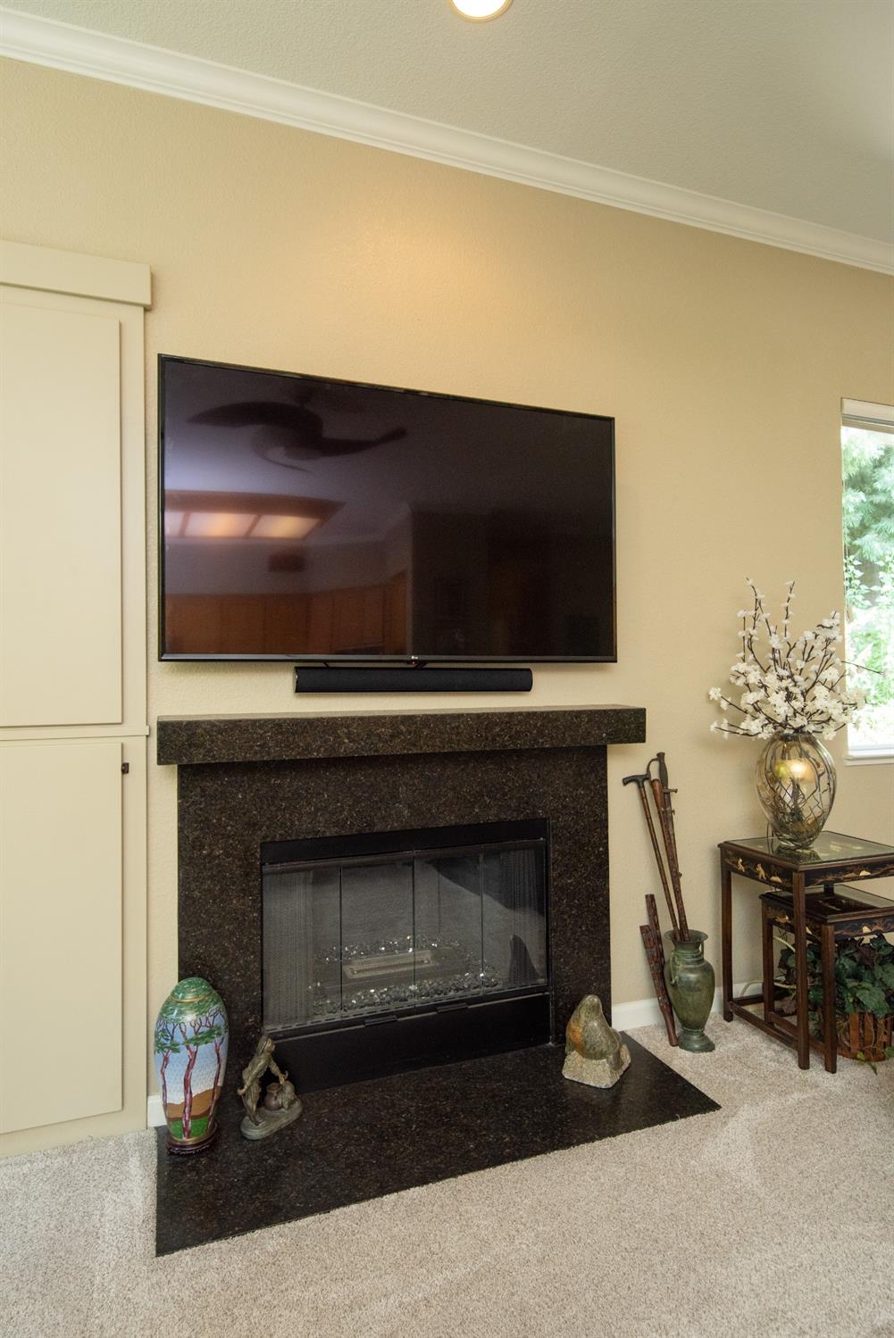 Detail Gallery Image 14 of 49 For 1633 Seven Falls Dr, Modesto,  CA 95355 - 2 Beds | 2 Baths