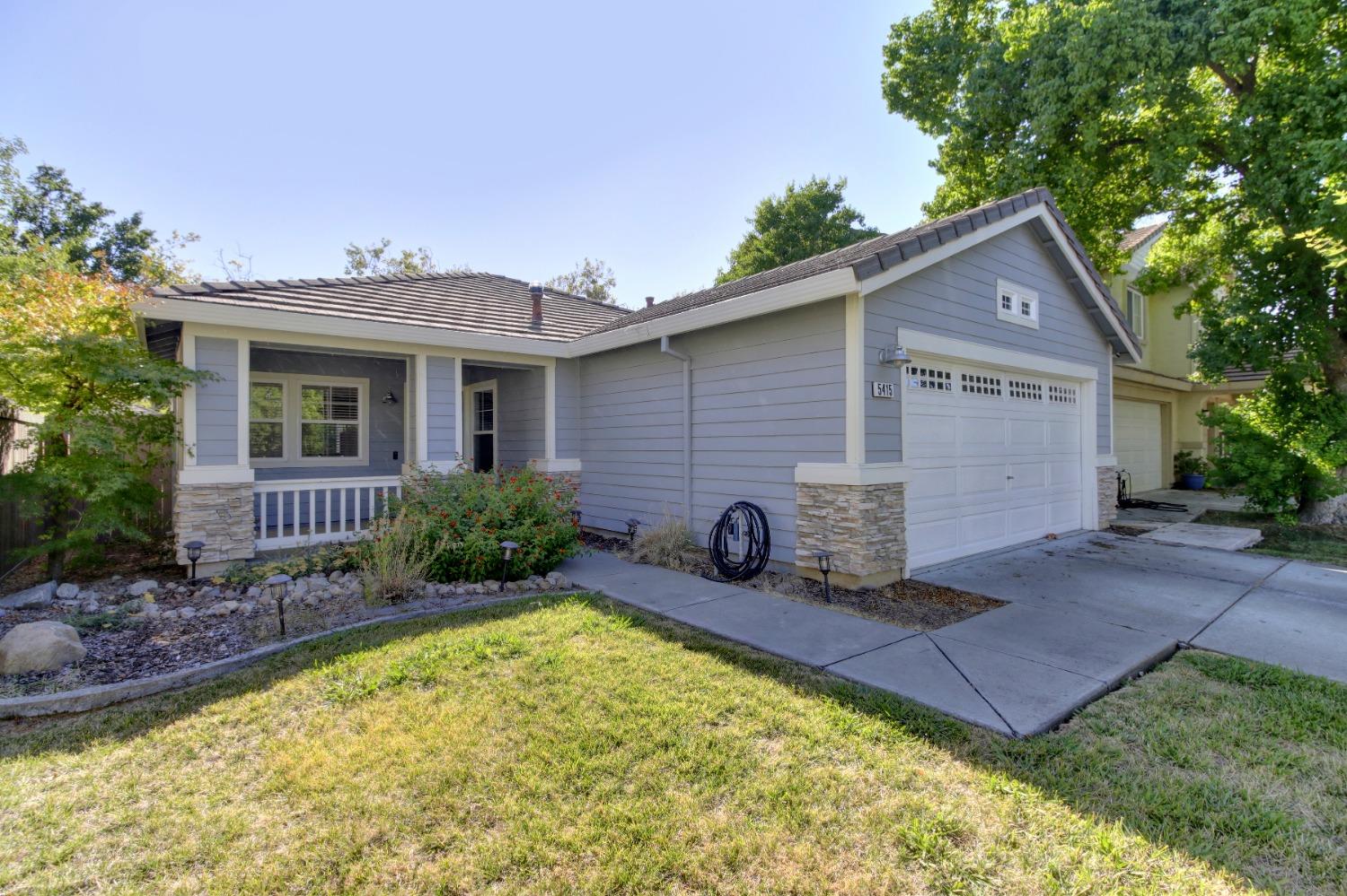 Detail Gallery Image 1 of 1 For 5415 Banderas Way, Sacramento,  CA 95835 - 3 Beds | 2 Baths