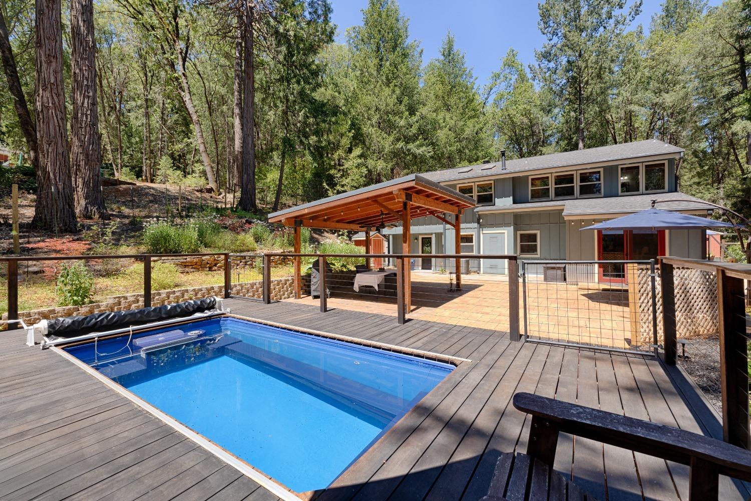 Rodriguez Court, Grass Valley, California image 8