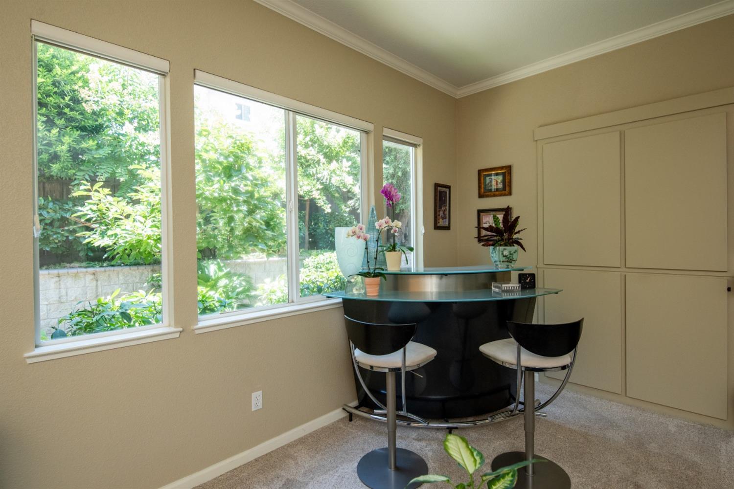 Detail Gallery Image 11 of 49 For 1633 Seven Falls Dr, Modesto,  CA 95355 - 2 Beds | 2 Baths