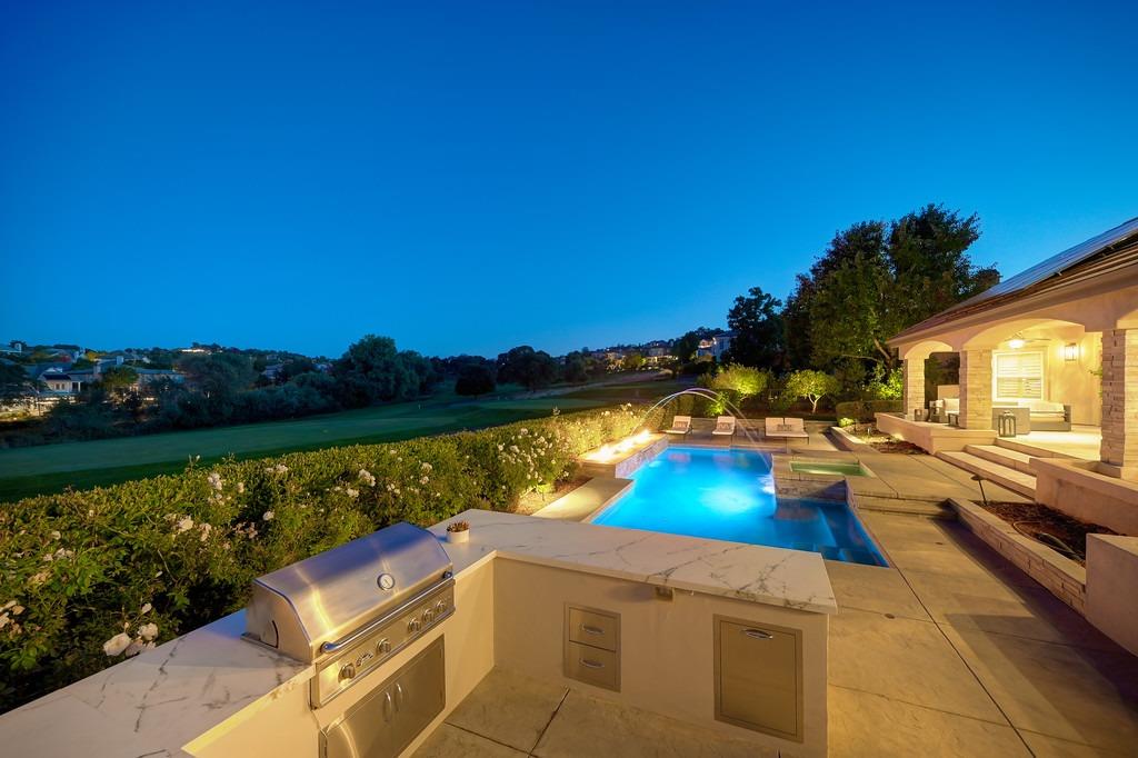 Detail Gallery Image 8 of 49 For 4205 Greenview Dr, El Dorado Hills,  CA 95762 - 4 Beds | 4/1 Baths