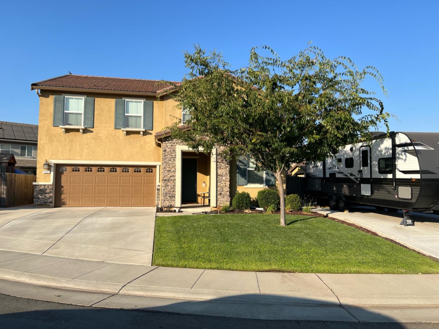 Detail Gallery Image 1 of 1 For 1221 Stefan Ct, Galt,  CA 95632 - 3 Beds | 2/1 Baths