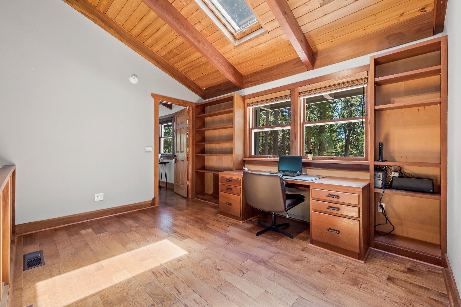 Rodriguez Court, Grass Valley, California image 25