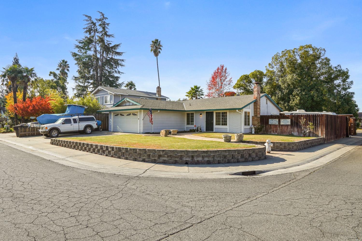 Detail Gallery Image 1 of 1 For 3700 Scottsboro Dr, Sacramento,  CA 95826 - 4 Beds | 2 Baths