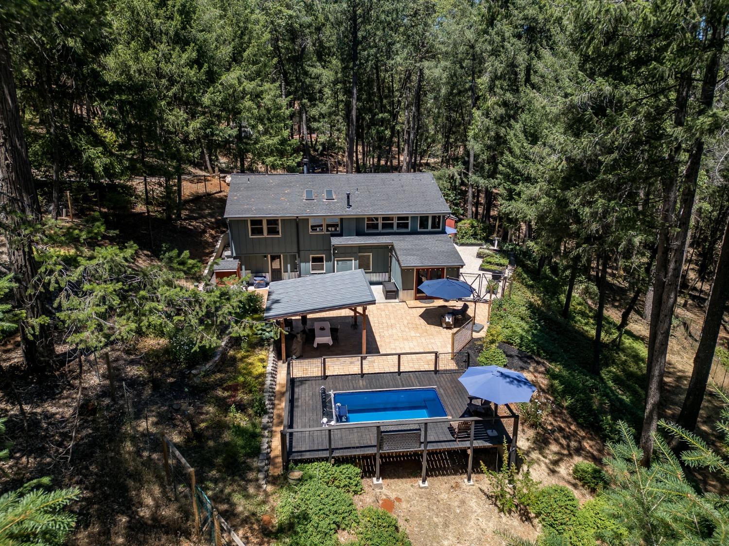Rodriguez Court, Grass Valley, California image 2