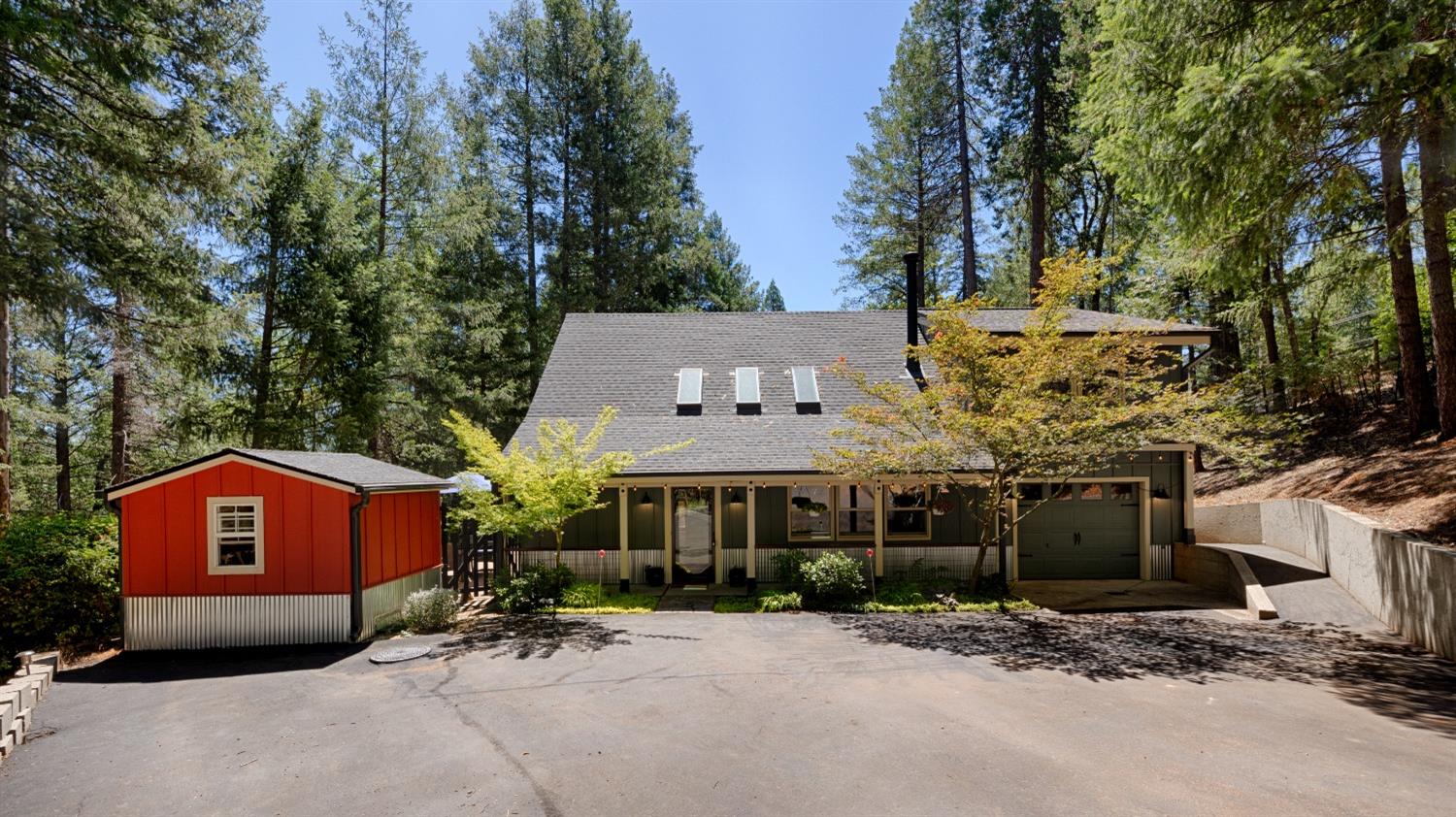 Rodriguez Court, Grass Valley, California image 3