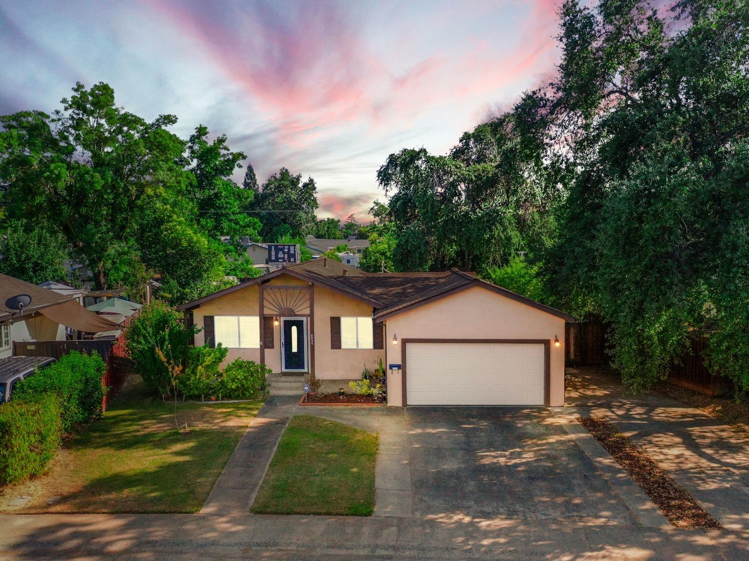 Detail Gallery Image 1 of 1 For 8824 Pershing Ave, Orangevale,  CA 95662 - 4 Beds | 2 Baths