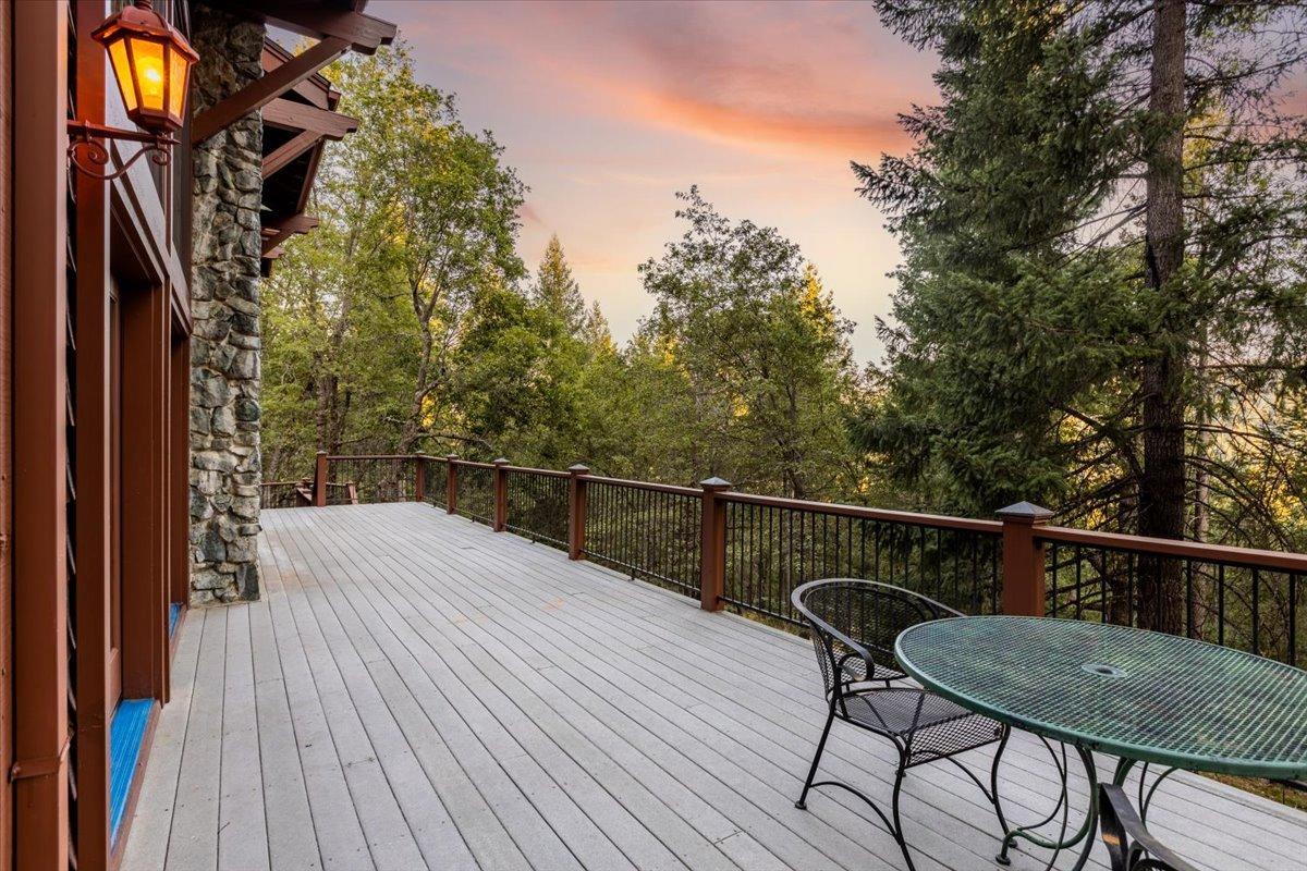 Detail Gallery Image 26 of 51 For 21293 Scotts Flat Rd., Nevada City,  CA 95959 - 4 Beds | 4/2 Baths