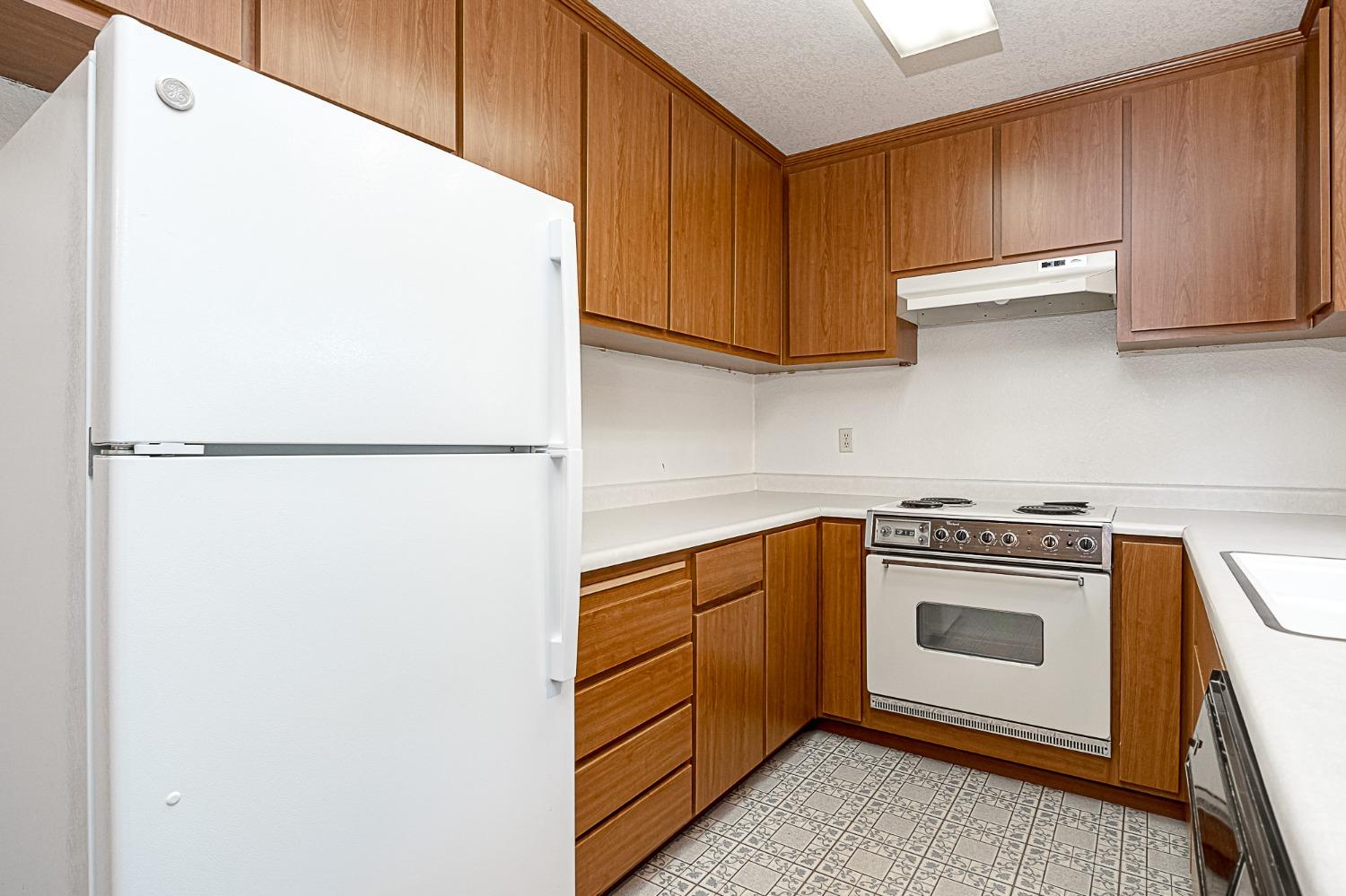 Detail Gallery Image 12 of 19 For 1296 Spruce Ln #46,  Manteca,  CA 95336 - 2 Beds | 1/1 Baths