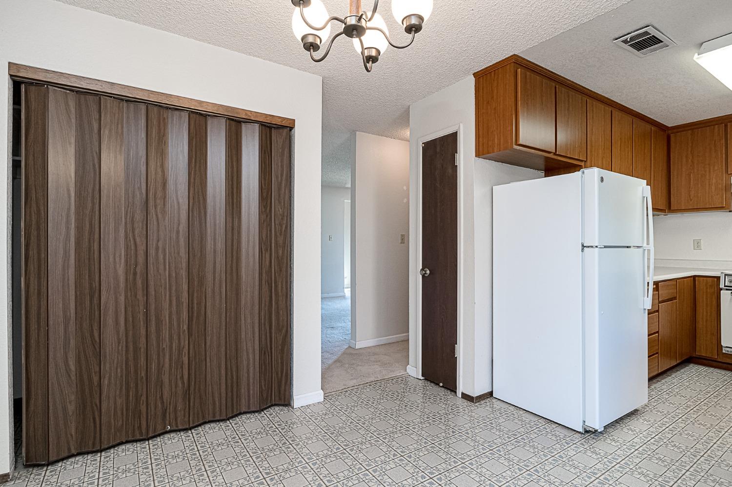 Detail Gallery Image 9 of 19 For 1296 Spruce Ln #46,  Manteca,  CA 95336 - 2 Beds | 1/1 Baths