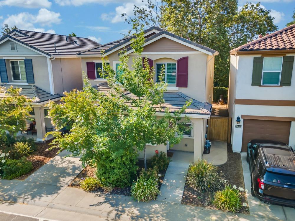 Detail Gallery Image 1 of 1 For 10888 Arrington Dr, Rancho Cordova,  CA 95670 - 4 Beds | 2/1 Baths