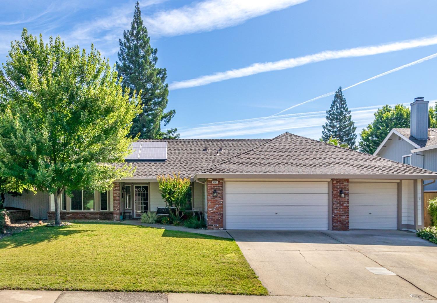 Detail Gallery Image 1 of 1 For 4607 Ronnie Ct, Rocklin,  CA 95677 - 3 Beds | 2 Baths