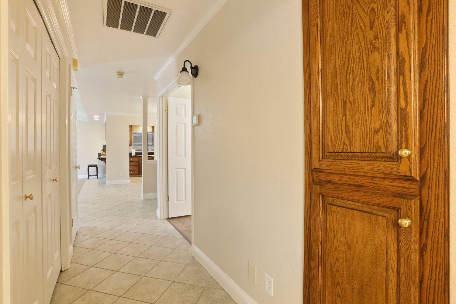 Detail Gallery Image 26 of 41 For 4195 Boulder Creek Cir, Stockton,  CA 95219 - 3 Beds | 2 Baths