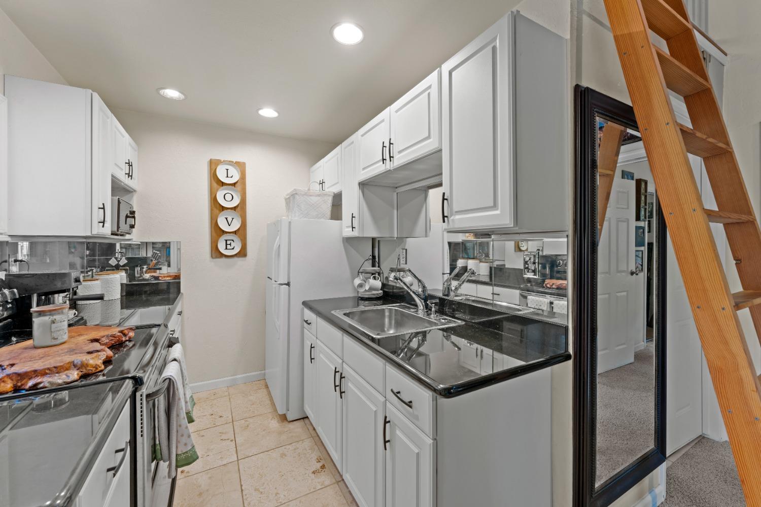 Detail Gallery Image 17 of 24 For 2881 Birch Ct, Camino,  CA 95709 - 2 Beds | 1 Baths