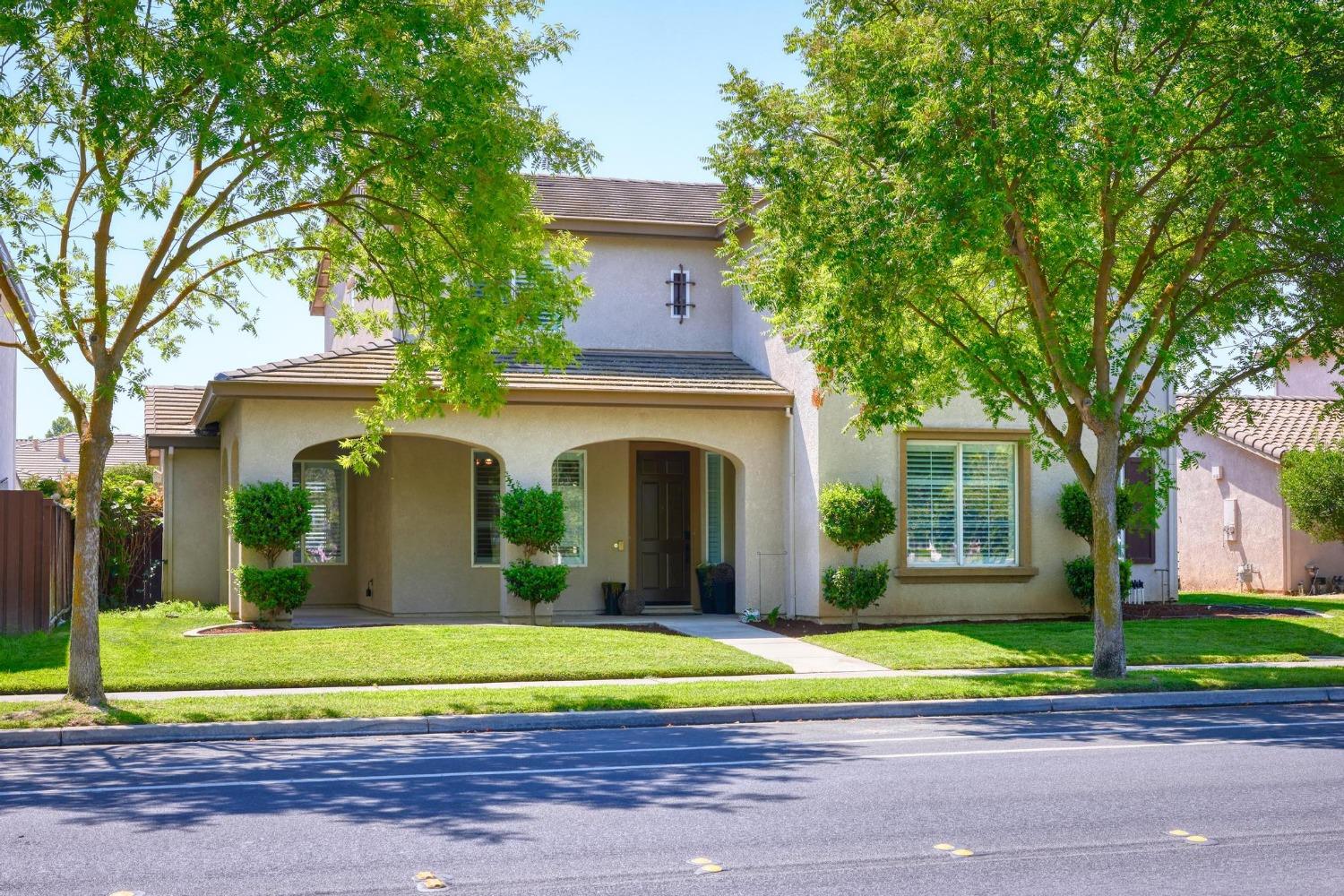 Detail Gallery Image 1 of 1 For 1765 Greger St, Oakdale,  CA 95361 - 4 Beds | 3 Baths