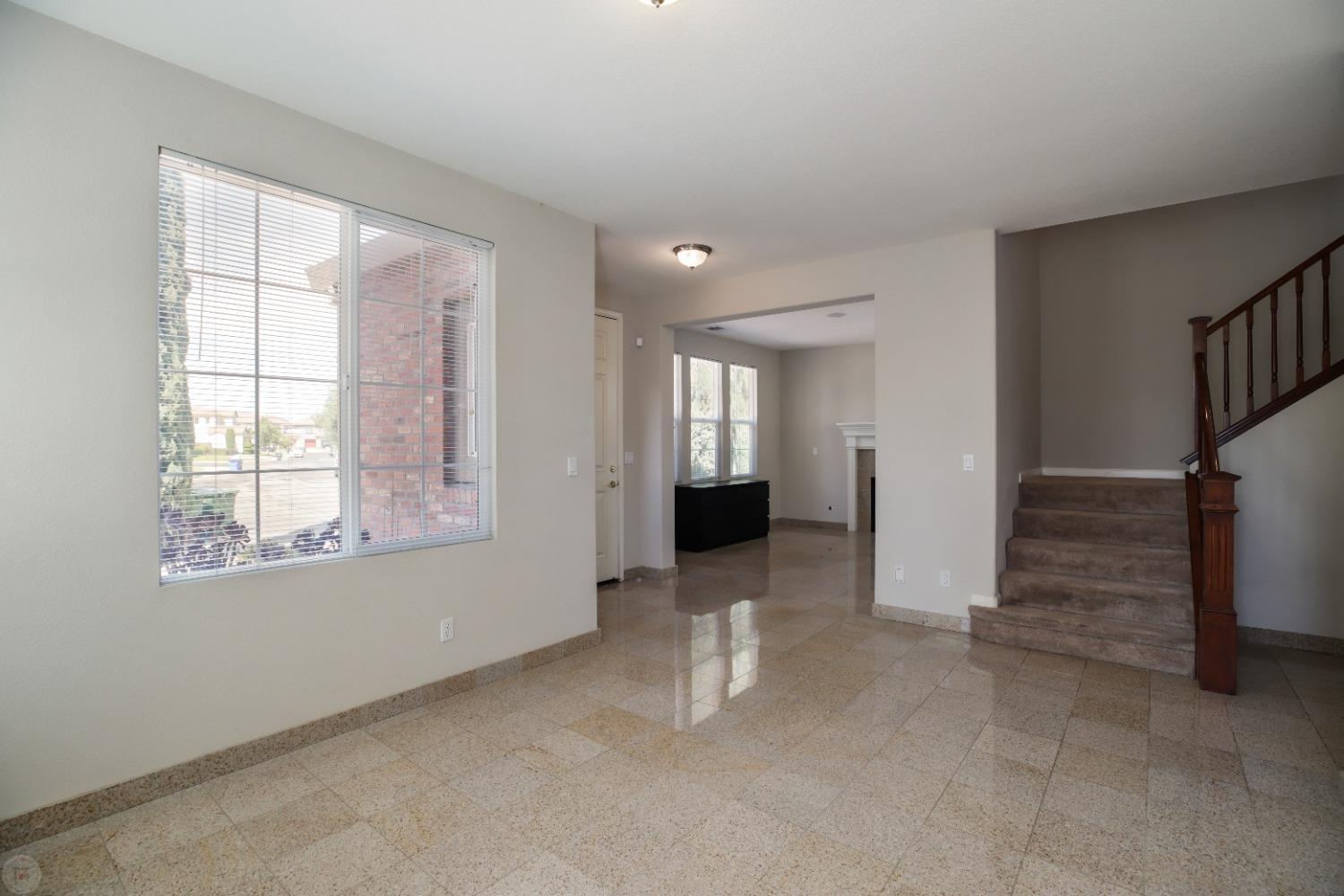 Detail Gallery Image 11 of 64 For 2867 W Bay Ct, Tracy,  CA 95377 - 4 Beds | 2/1 Baths