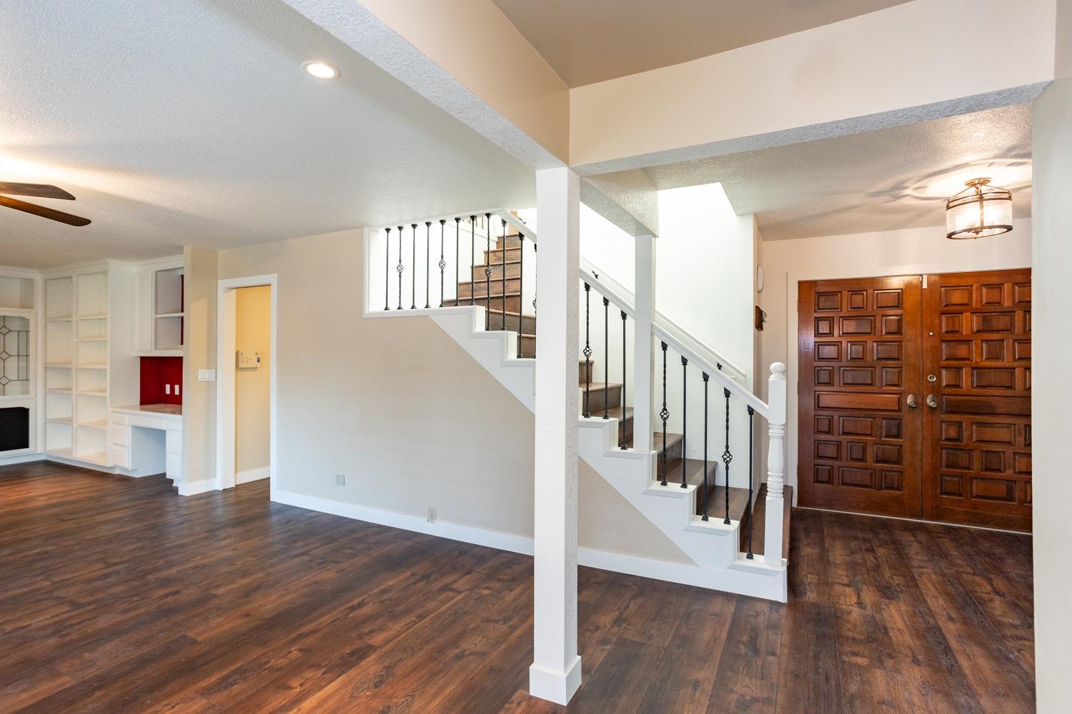 Detail Gallery Image 14 of 55 For 319 Shire Way, Modesto,  CA 95356 - 3 Beds | 2/1 Baths