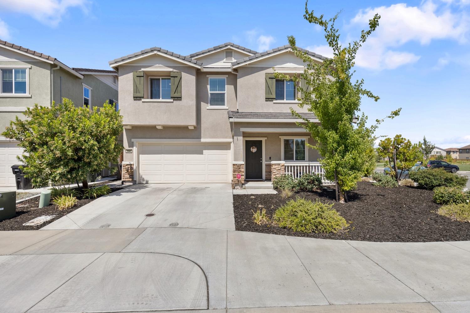 Detail Gallery Image 1 of 1 For 6049 Ribbon Grove Ln, Roseville,  CA 95747 - 4 Beds | 2/1 Baths