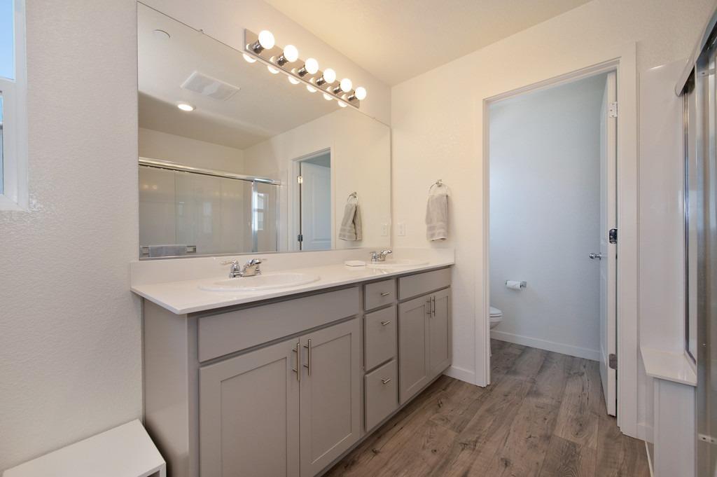 Detail Gallery Image 25 of 34 For 9217 Farmstead Cir, Roseville,  CA 95747 - 3 Beds | 2/1 Baths