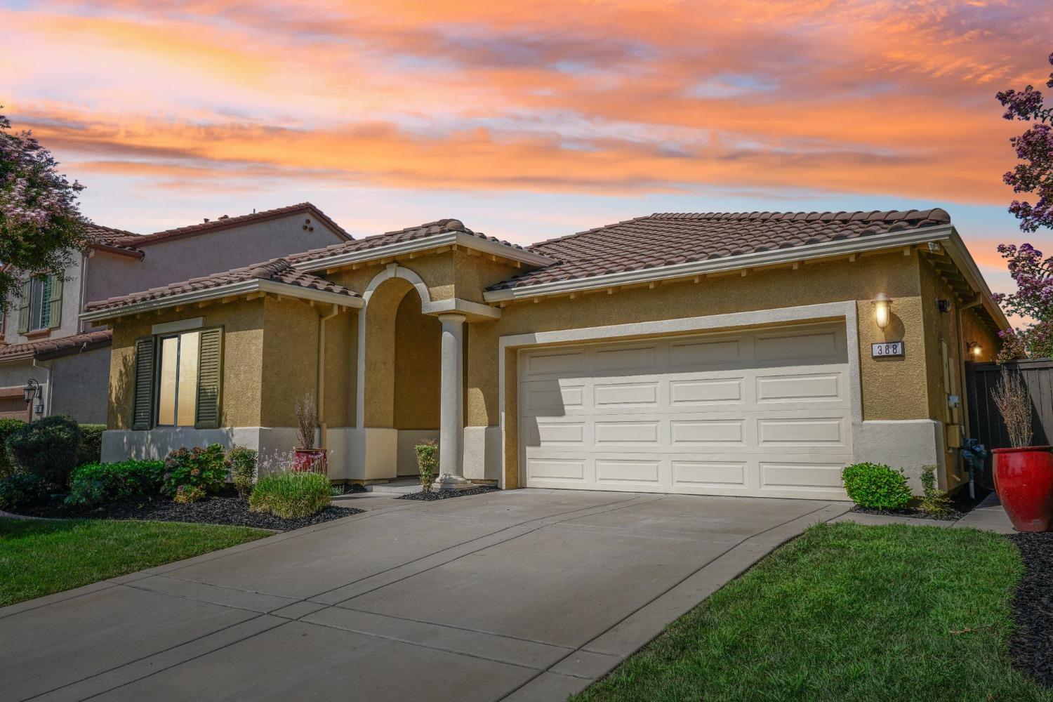 Detail Gallery Image 1 of 1 For 388 Rosecrest Ct, El Dorado Hills,  CA 95762 - 3 Beds | 2/1 Baths