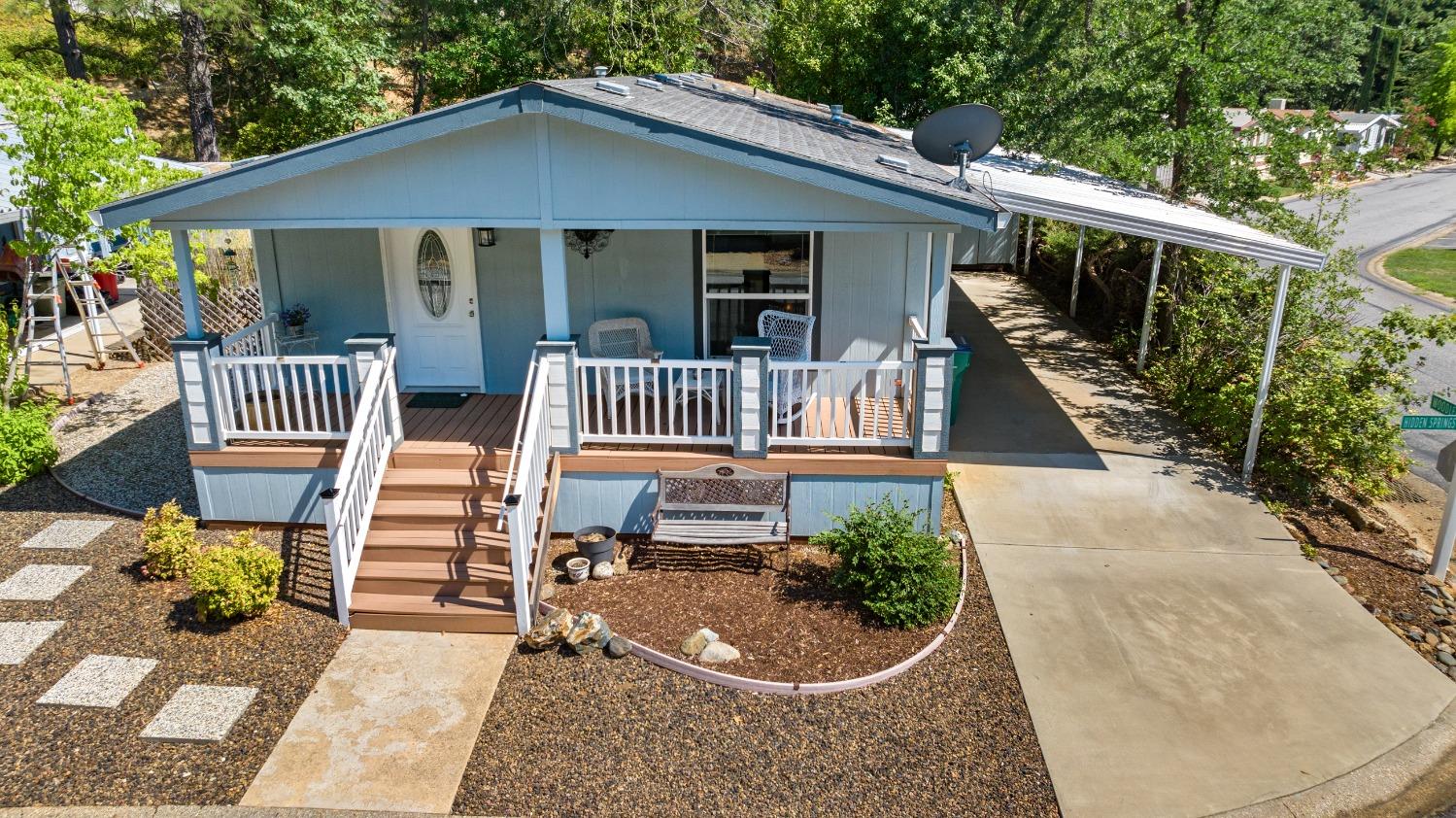 Detail Gallery Image 1 of 1 For 10123 Hidden Springs Dr 226, Grass Valley,  CA 95949 - 2 Beds | 2 Baths