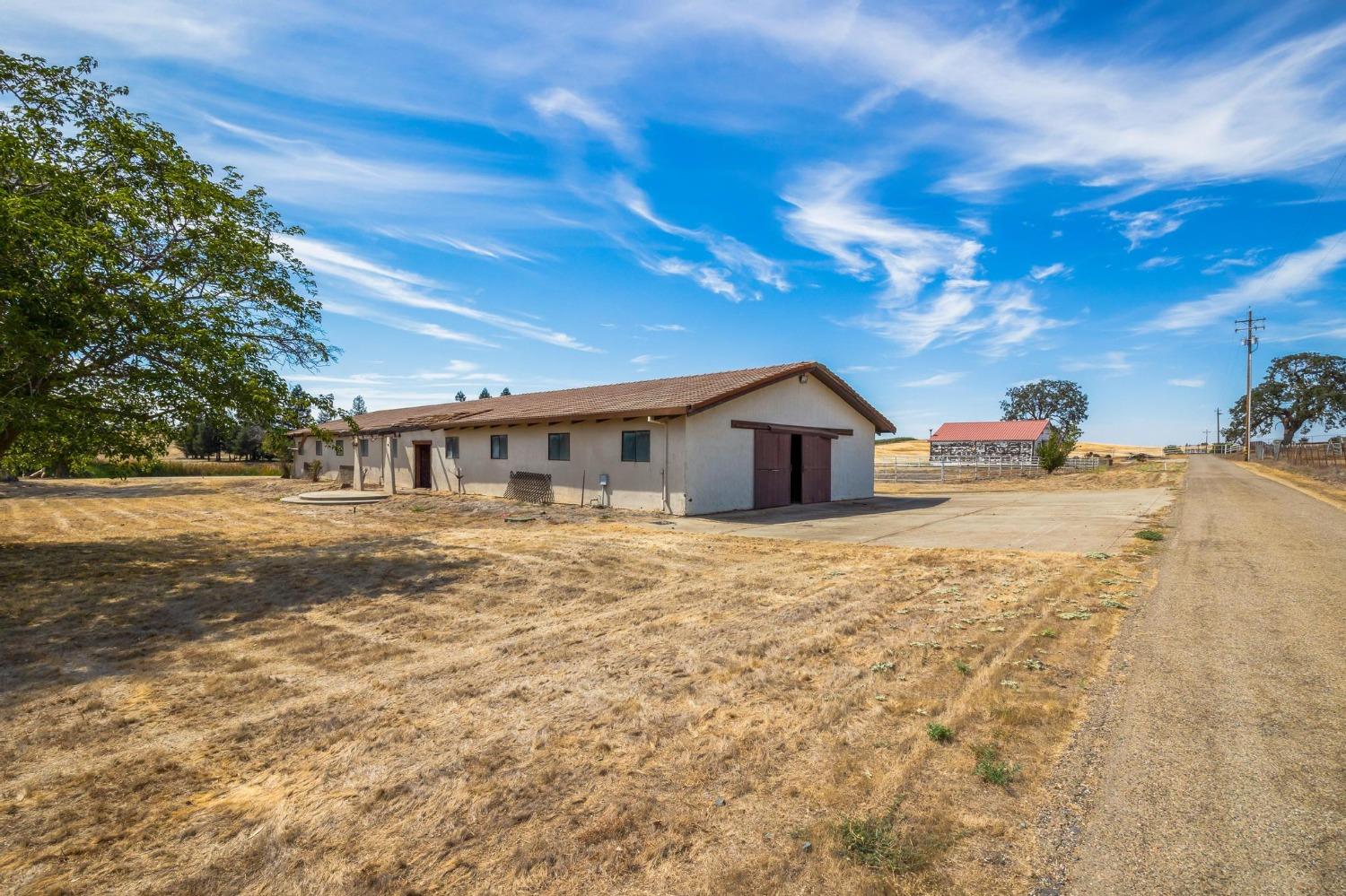 Detail Gallery Image 75 of 85 For 19997 E Liberty Rd, Clements,  CA 95227 - 8 Beds | 6/1 Baths