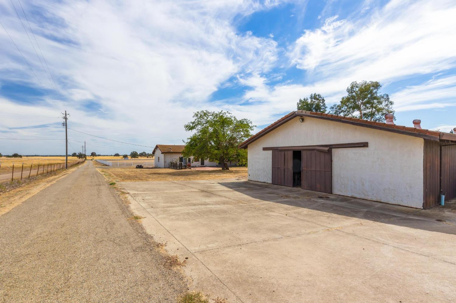 Detail Gallery Image 83 of 85 For 19997 E Liberty Rd, Clements,  CA 95227 - 8 Beds | 6/1 Baths