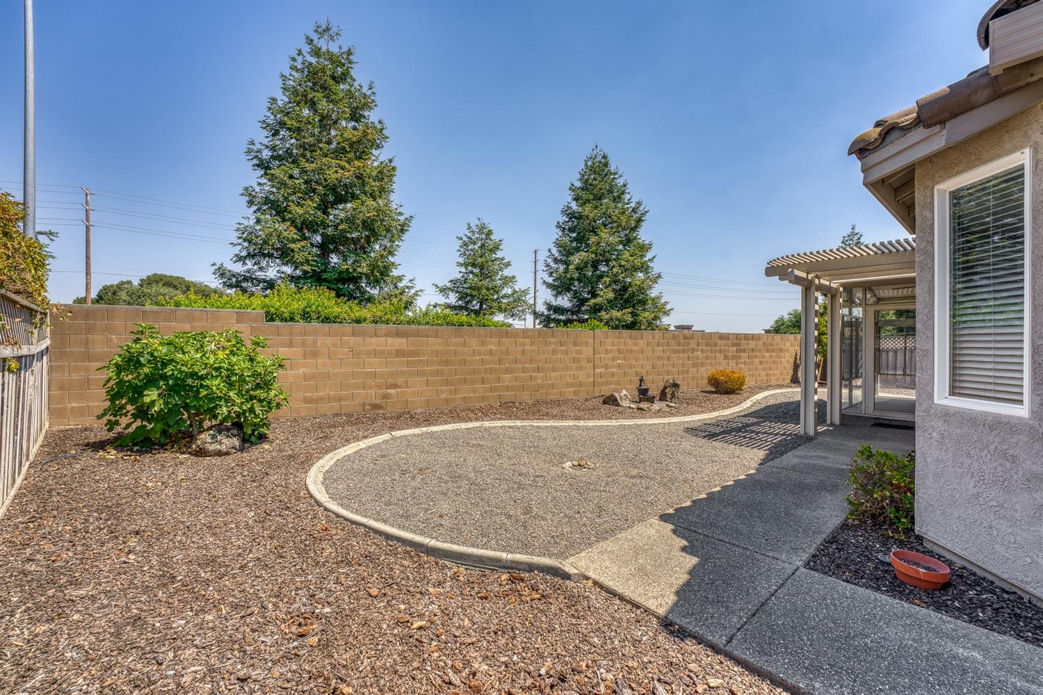 Detail Gallery Image 42 of 49 For 7453 Apple Hollow Loop, Roseville,  CA 95747 - 2 Beds | 2 Baths