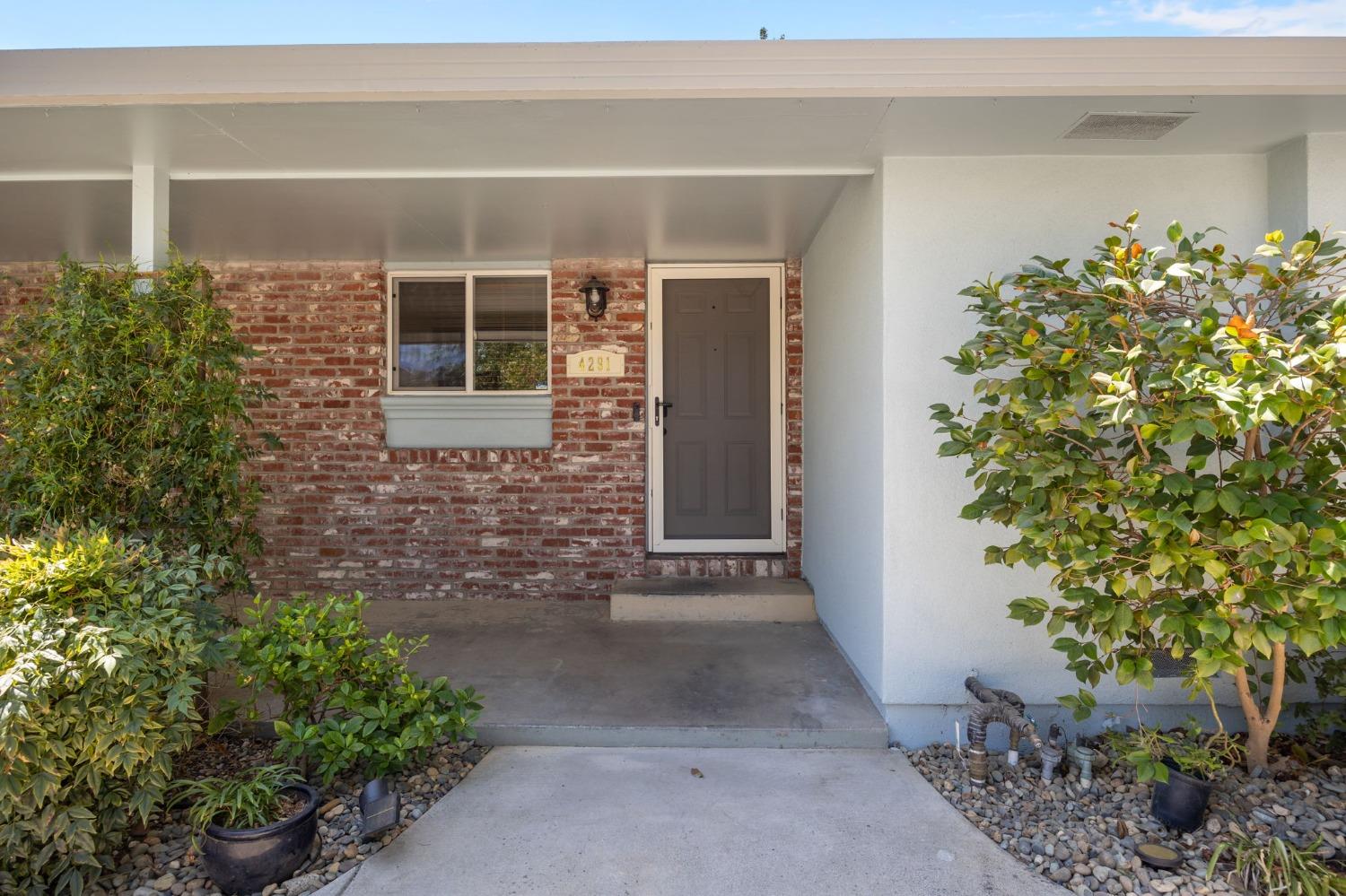 Detail Gallery Image 32 of 43 For 4291 Warren Ave, Sacramento,  CA 95822 - 3 Beds | 2 Baths