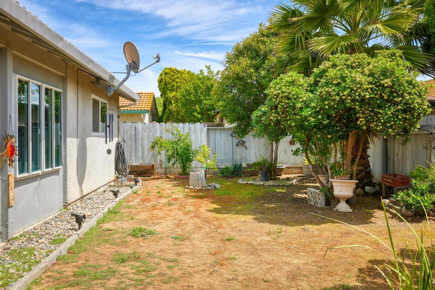 Detail Gallery Image 20 of 27 For 1349 Quail St, Los Banos,  CA 93635 - 3 Beds | 2 Baths