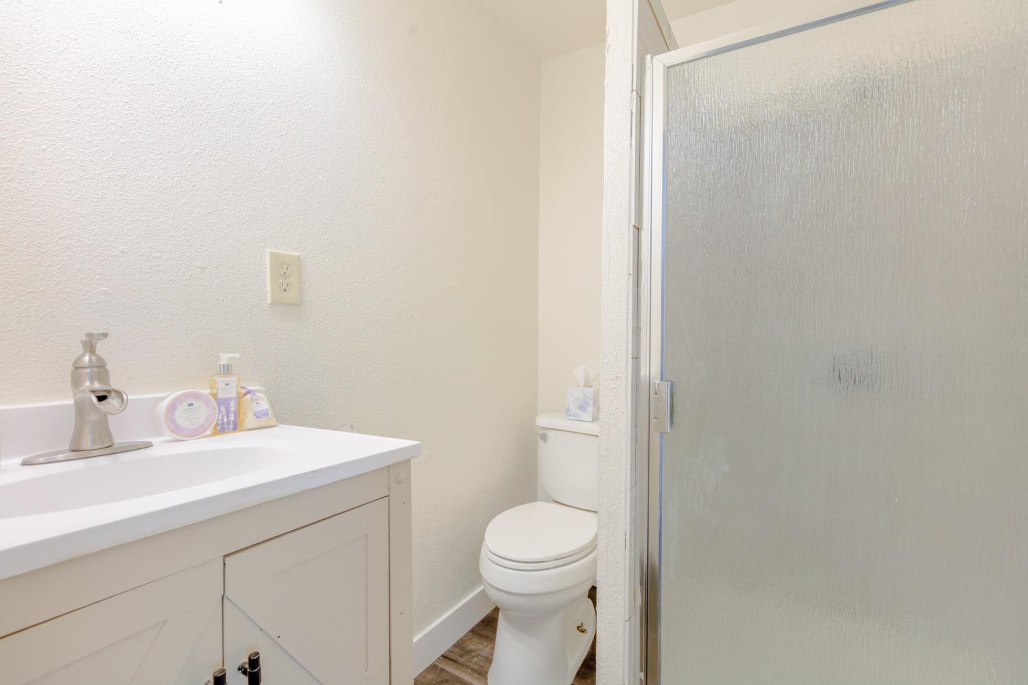 Detail Gallery Image 13 of 30 For 2121 S Lincoln St, Stockton,  CA 95206 - 3 Beds | 2 Baths