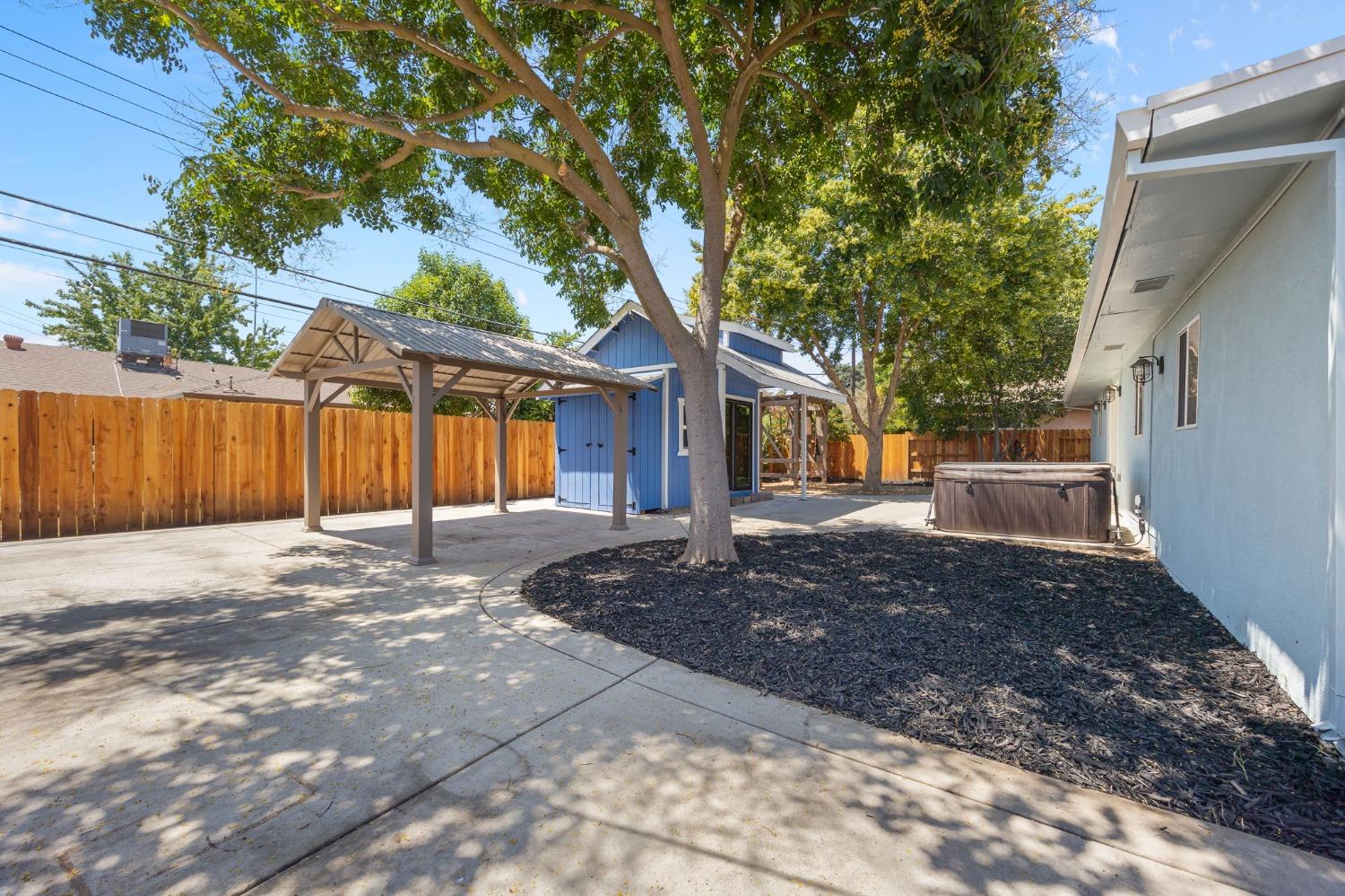 Detail Gallery Image 24 of 43 For 4291 Warren Ave, Sacramento,  CA 95822 - 3 Beds | 2 Baths