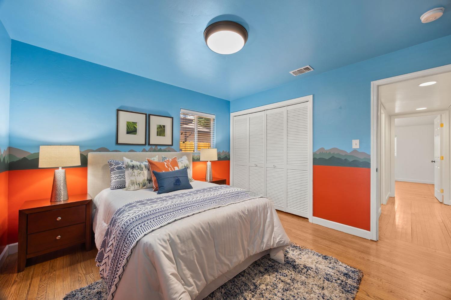 Detail Gallery Image 14 of 43 For 4291 Warren Ave, Sacramento,  CA 95822 - 3 Beds | 2 Baths